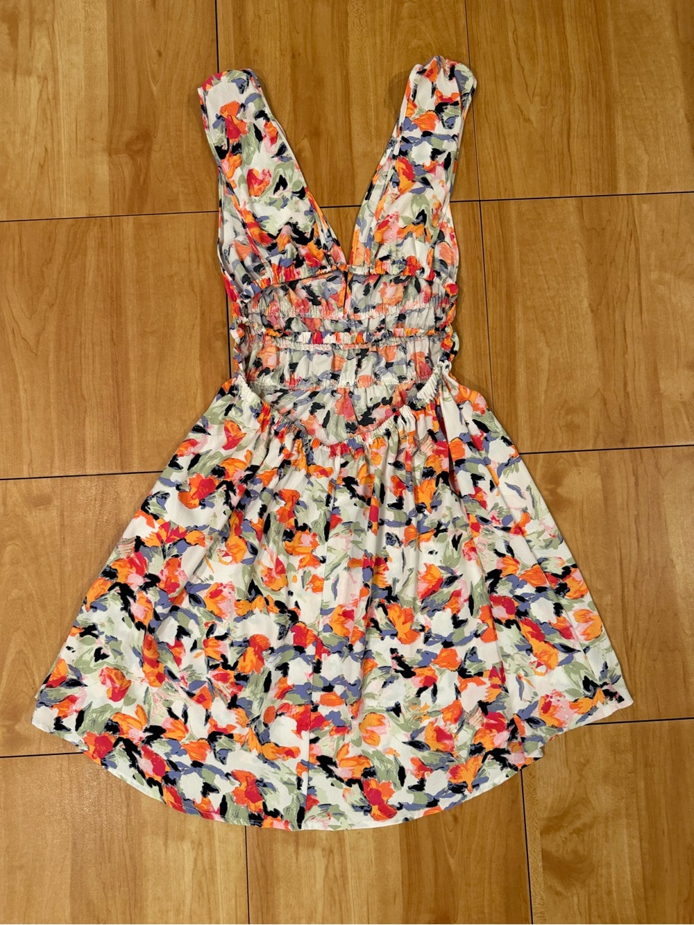 Vero Moda Bonnie Floral Plunge Mini Dress XS NWT - Picture 4 of 5